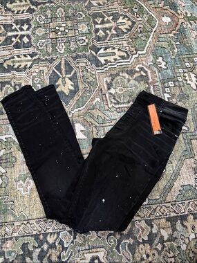 AMIRI Black Skinny Jeans with White Paint Speckle